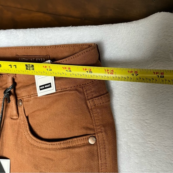 Judy Blue Jeans Women 13/31 Wide Leg Crop Garment Dyed Brown Denim High Rise NWT - Picture 8 of 11